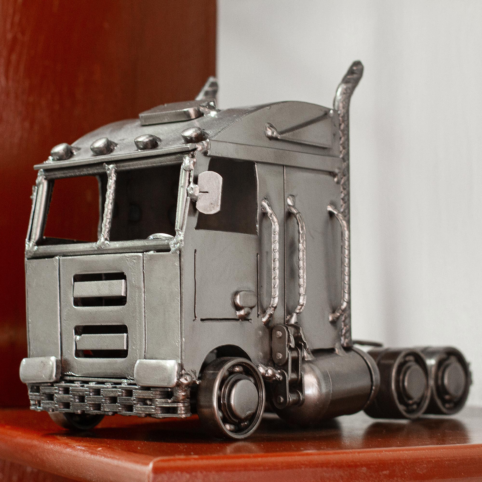 Eco-Friendly Recycled Metal Semi Truck Sculpture - Rustic Truck